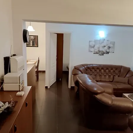 Marina Apartment *